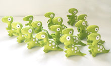 Load image into Gallery viewer, BALLMIE Dinosaurs Catnip Toy