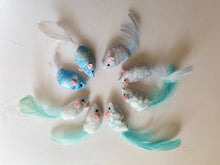 將圖片載入圖庫檢視器 Mice Feather Toy