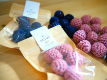 Load image into Gallery viewer, Catnip Yarn Balls