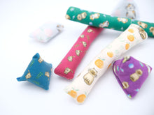 Load image into Gallery viewer, Catnip Bell Toy 1