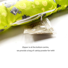 Load image into Gallery viewer, Catnip cat kicker